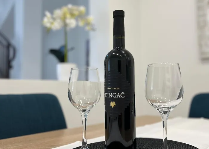 Katarina Sveti Filip i Jakov