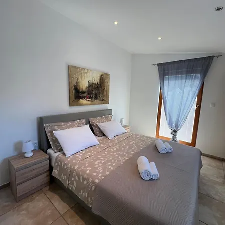 Katarina * Sveti Filip i Jakov