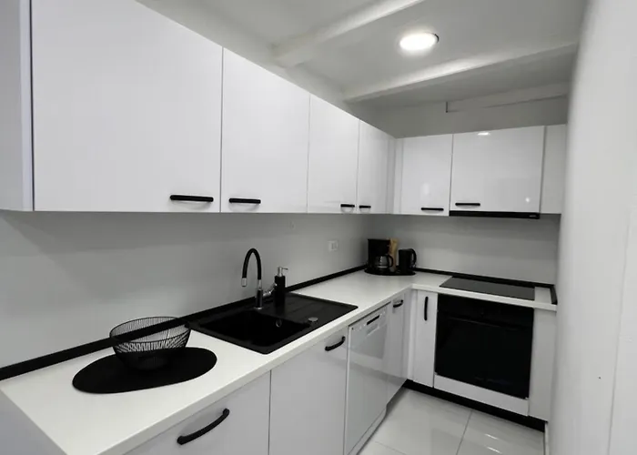 Katarina * Sveti Filip i Jakov