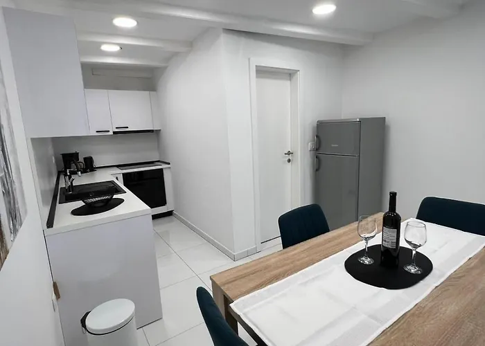 Ferienhaus Katarina Sveti Filip i Jakov